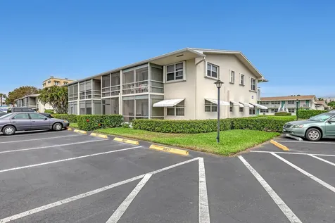 680 Horizons Boynton Beach FL 33435