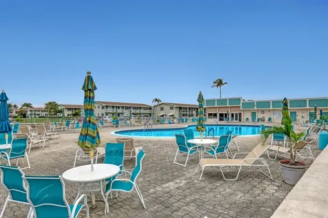 680 Horizons Boynton Beach FL 33435