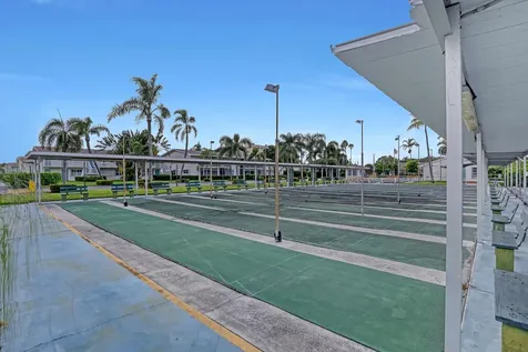 680 Horizons Boynton Beach FL 33435