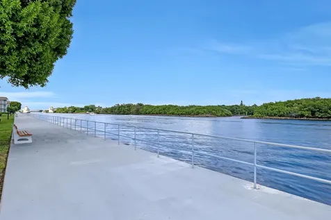 680 Horizons Boynton Beach FL 33435