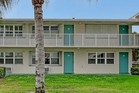 680 Horizons Boynton Beach FL 33435