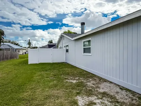 821 Barber Street Sebastian FL 32958