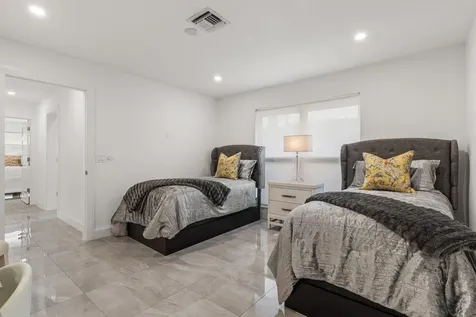 11955 N Lake Drive Boynton Beach FL 33436