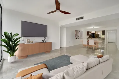 6181 Balboa Circle Boca Raton FL 33433