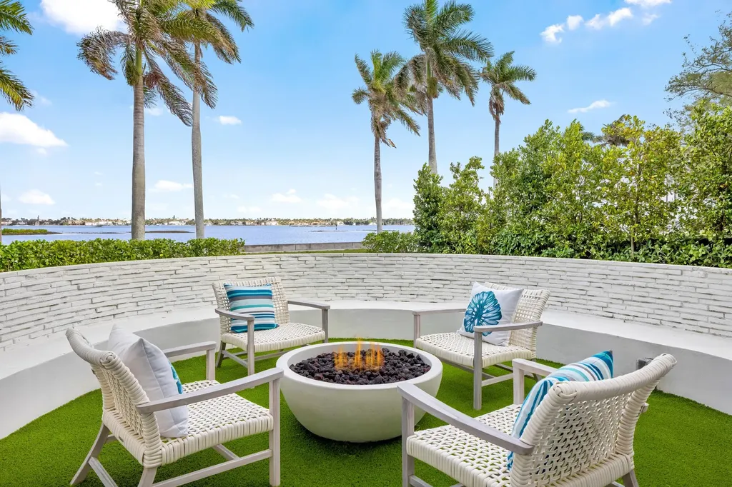 2745 S Flagler Drive West Palm Beach FL 33405