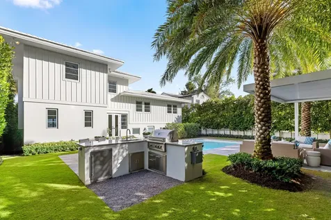 2745 S Flagler Drive West Palm Beach FL 33405