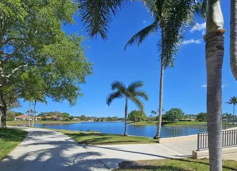 7664 Pine Island Way West Palm Beach FL 33411