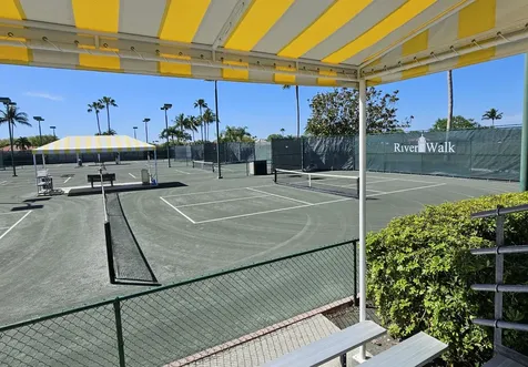 7664 Pine Island Way West Palm Beach FL 33411