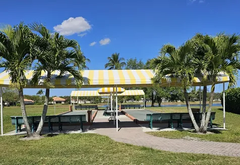 7664 Pine Island Way West Palm Beach FL 33411