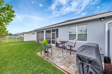 9633 Mosler Trail Lake Worth FL 33467