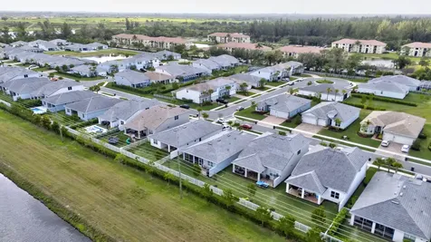 9633 Mosler Trail Lake Worth FL 33467