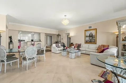 200 E Palmetto Park Road Boca Raton FL 33432