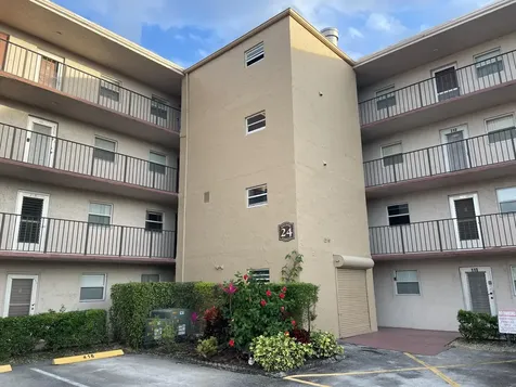 225 Bonnie Boulevard Palm Springs FL 33461