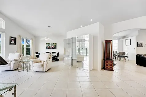 10079 Diamond Lake Road Boynton Beach FL 33437