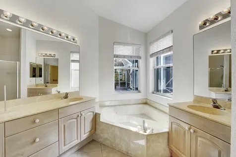 10079 Diamond Lake Road Boynton Beach FL 33437