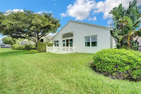 10079 Diamond Lake Road Boynton Beach FL 33437