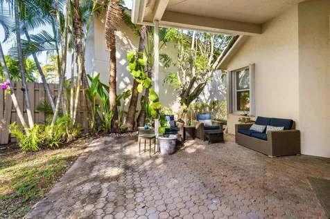 6601 Nw 25th Avenue Boca Raton FL 33496