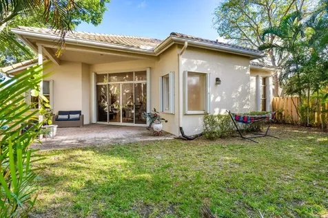 6601 Nw 25th Avenue Boca Raton FL 33496