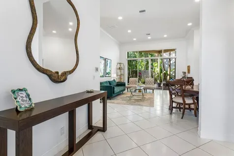 6601 Nw 25th Avenue Boca Raton FL 33496