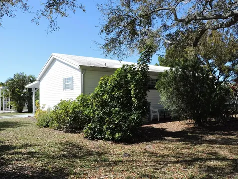 900 Cashew Circle Barefoot Bay FL 32976