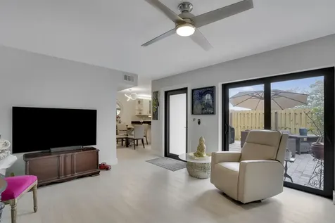 8400 Trent Court Boca Raton FL 33433