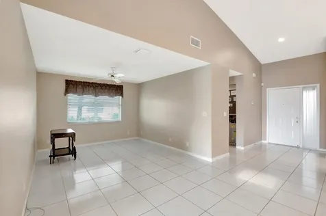 5622 Royal Lake Circle Boynton Beach FL 33437