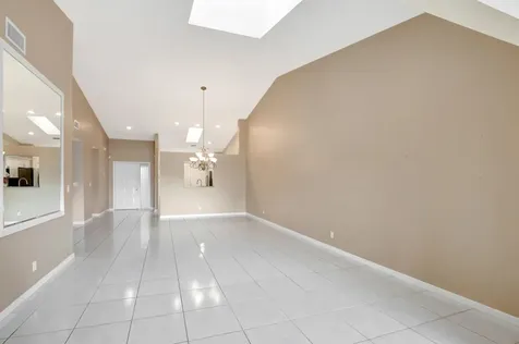 5622 Royal Lake Circle Boynton Beach FL 33437