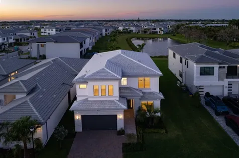 8227 Essex Country Club Drive Boca Raton FL 33434