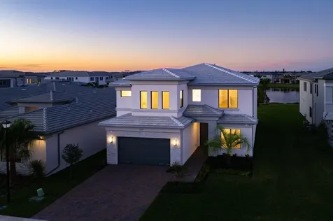 8227 Essex Country Club Drive Boca Raton FL 33434