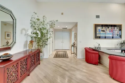 6 Clubhouse Lane Boynton Beach FL 33436