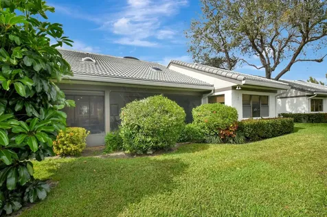 6 Clubhouse Lane Boynton Beach FL 33436