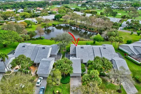 6 Clubhouse Lane Boynton Beach FL 33436