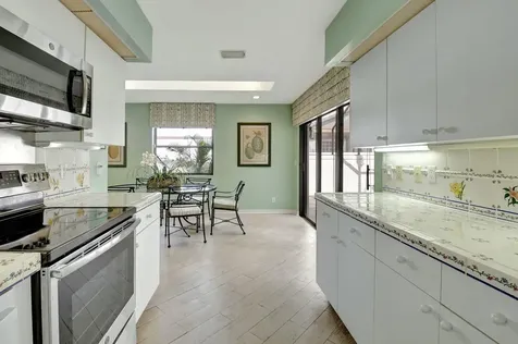 6 Clubhouse Lane Boynton Beach FL 33436