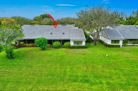 6 Clubhouse Lane Boynton Beach FL 33436