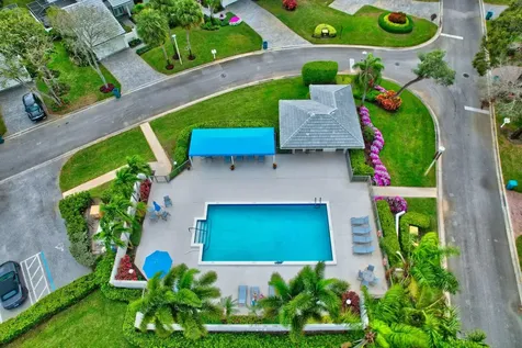 6 Clubhouse Lane Boynton Beach FL 33436