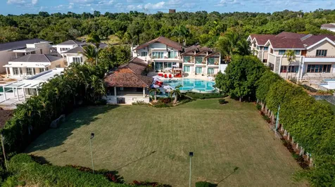 2 Riomar Casa de Campo DR 22000
