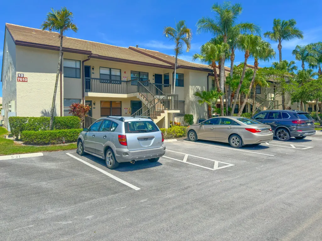 7610 Tahiti Lane Lake Worth FL 33467