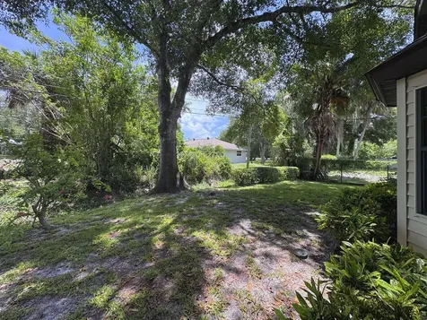 2440 88th Avenue Vero Beach FL 32966