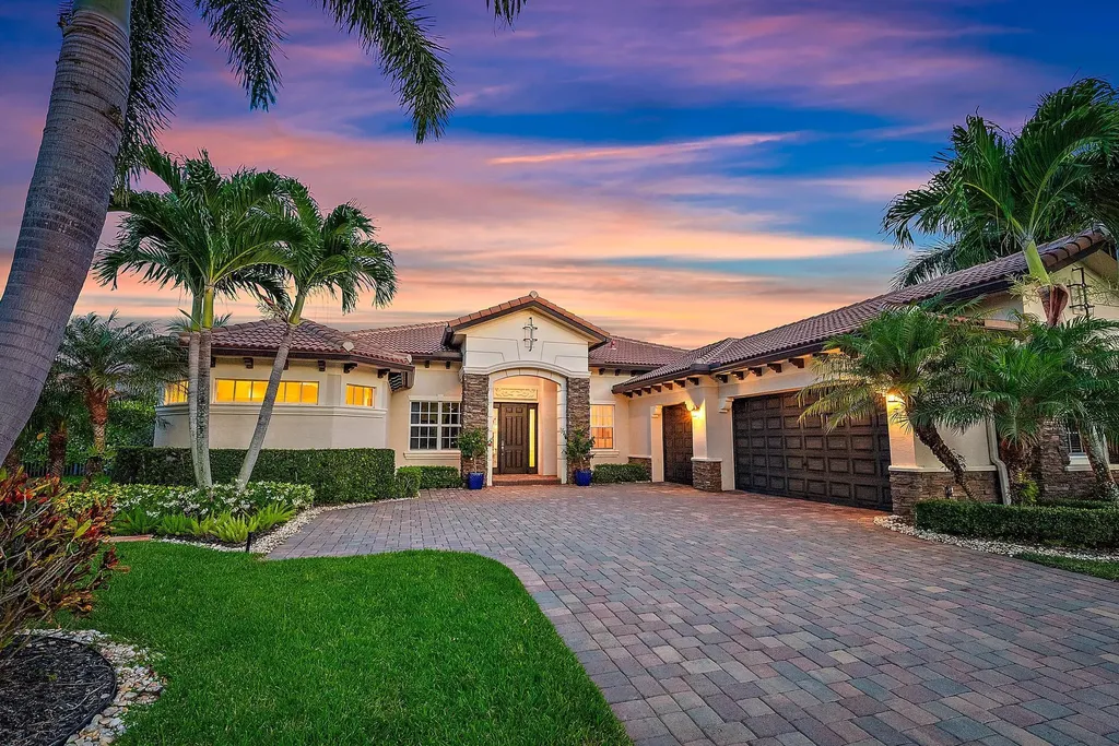 128 Casa Circle Jupiter FL 33458