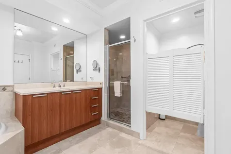 2650 Lake Shore Drive Riviera Beach FL 33404