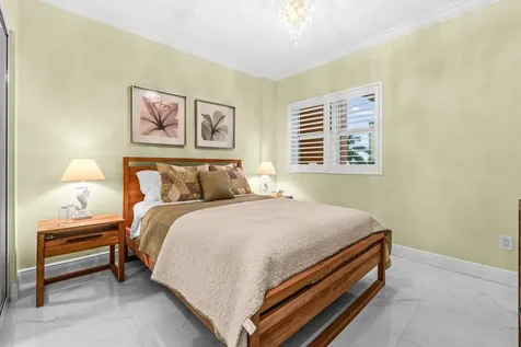 2650 Lake Shore Drive Riviera Beach FL 33404