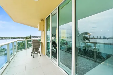 2650 Lake Shore Drive Riviera Beach FL 33404