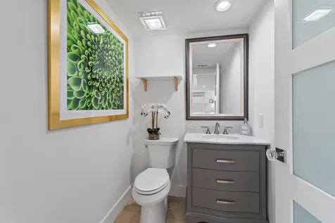 15 Uno Lago Drive Juno Beach FL 33408