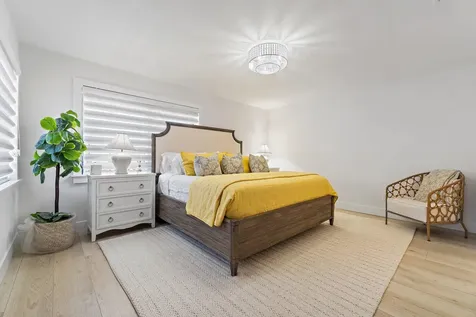 15 Uno Lago Drive Juno Beach FL 33408