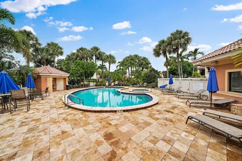 15 Uno Lago Drive Juno Beach FL 33408