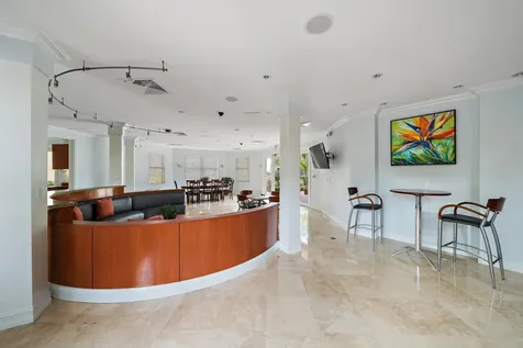 15 Uno Lago Drive Juno Beach FL 33408