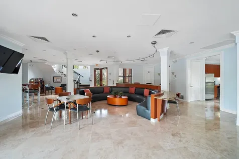 15 Uno Lago Drive Juno Beach FL 33408