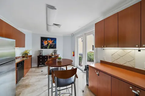 15 Uno Lago Drive Juno Beach FL 33408