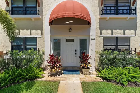 15 Uno Lago Drive Juno Beach FL 33408