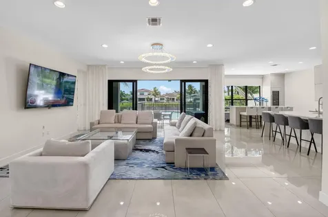 8858 Skyward Street Boca Raton FL 33496